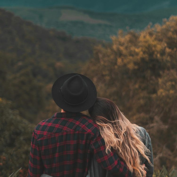 pexels-luhras-1995718